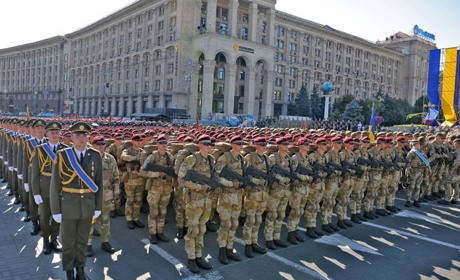 Цього року військового параду до Дня Незалежності не буде. А яка ваша думка з цього приводу? 