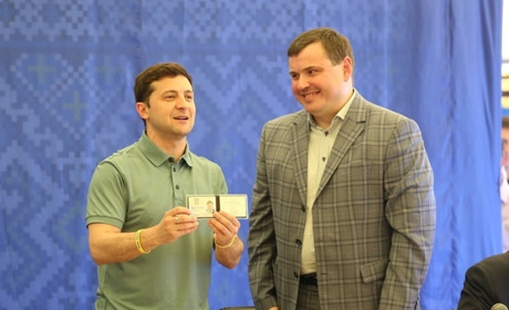Новий губернатор Херсонщини має економічну і богословську освіти, грає в шахи і бігає напівмарафон