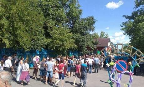 Вхід заборонено! Чому директорку Менської районної бібліотеки не пустили до зоопарку