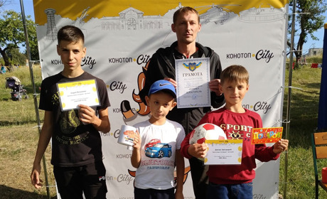 Як нагороджували переможців фотоконкурсу «Не байдикуй — себе тренуй» 🏆
