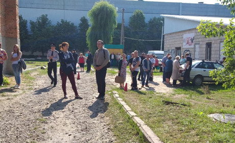На Чернігівщині — скандал. У Корюківській ОВК 207 виборчого округу демонтували 12 відеокамер