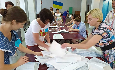 Лето, жара, июль - причины низкой явки на выборы в Измаиле
