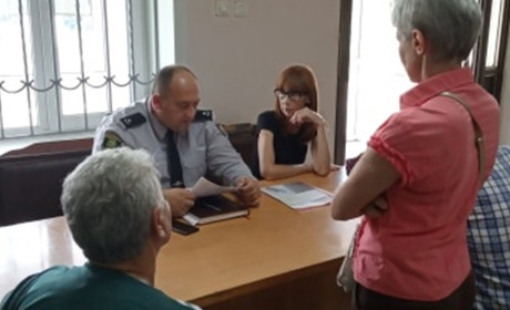 Начальник поліції навчив, як не натрапити на шахраїв