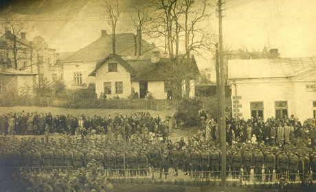 Таємницю будинку, що стояв на місці пошти у Чорткові, «допоміг» розгадати Сталін