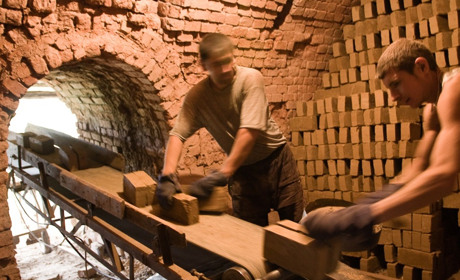 Пропонують зарплату від мінімальної до 12 тисяч: які вакансії на Кіцманщині є в центрі  зайнятості