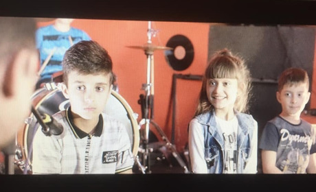 Війна, підвал, музика, життя: про що кіно, в якому знялися діти з Торецька 