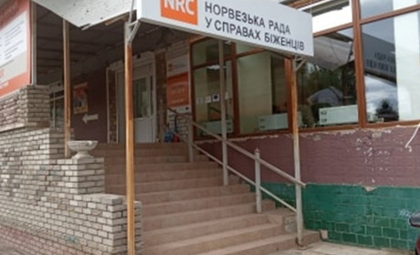 Як відновити пенсію чи отримати паспорт переселенцю: підкажуть у курахівському центрі допомоги