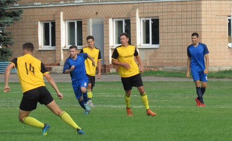 Троїцькі футбулісти із Новопскова привезли перемогу