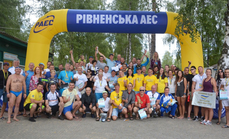 На VII Міжнародний турнір з плавання «Біле озеро» зібралось понад 200 плавців з усієї країни