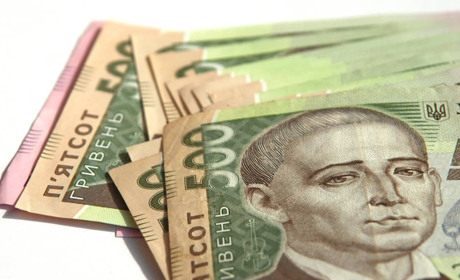 Виплати для вимушених переселенців з Донеччини: що змінилося