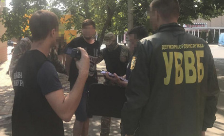 Наркоторговец-пограничник: в Измаиле задержали распространителя амфетамина (видео)