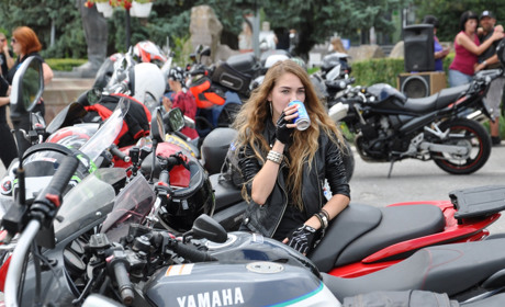 Триденний мото-рок-пікнік у Чорткові: від мініатюрної Honda до крутого Harley Davidson