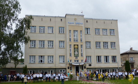 Чортківська гімназія імені Маркіяна Шашкевича - у ТОП-100 кращих шкіл України