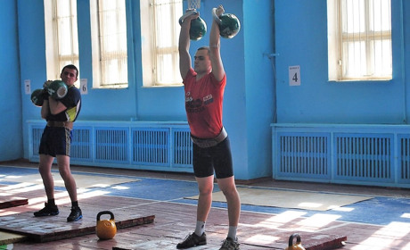 Чемпіон світу з Курахового радить їсти каші