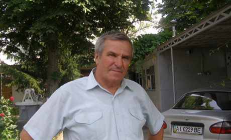 Голова районної асоціації фермерів Микола Лящук вважає, що треба єднатися проти рейдерства