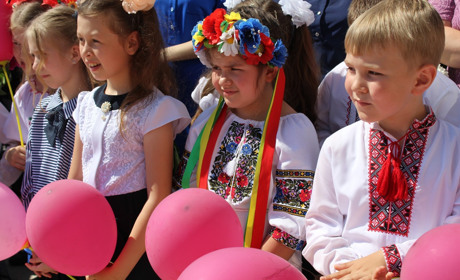 Троїцький район долучився до акції "Благодійність замість квітів"