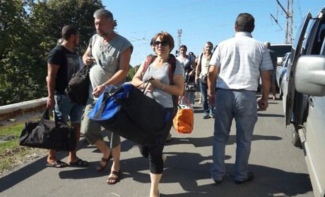 Справу щодо закриття залізничного переїзду у Волновасі розслідують правоохоронці 