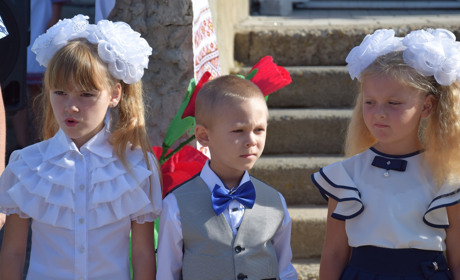 Скільки в Троїцькому районі коштує зібрати дитину на навчання