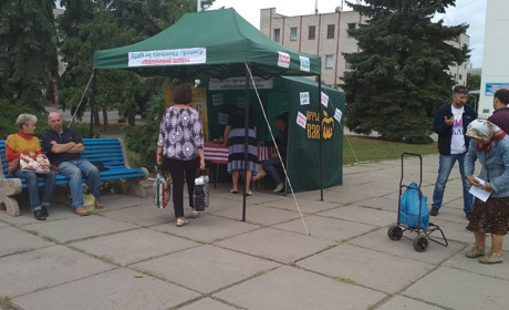 Перша голодна ніч позаду: Барський міський голова не їсть вже більше доби