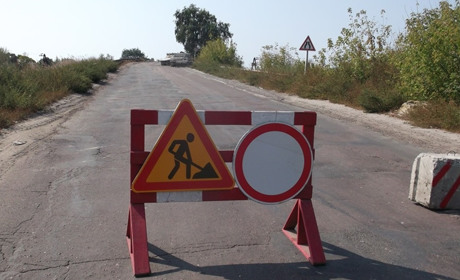 У Білопіллі тимчасово закрили міст, який в народі називають «Кобилою»: чи надовго і як об'їхати