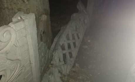 У Волновасі зламали паркан у дитячому садку: фотофакт
