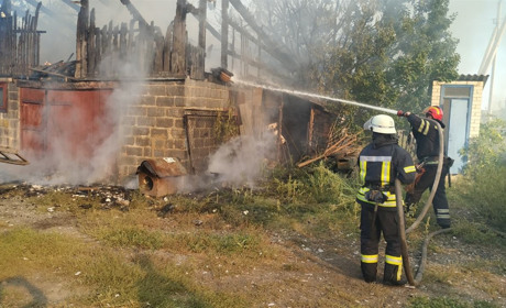 Знову на Сватівщині було дві пожежі в один день — дізнайтеся де і що горіло