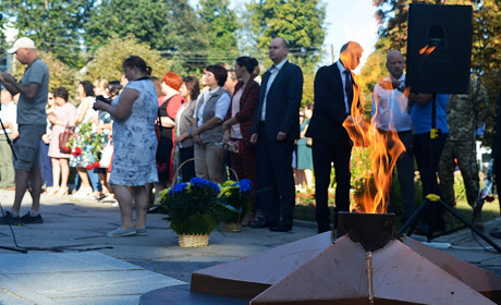 День визволення від нацистів. У Гадачі згадували про жертв нацистської окупації міста