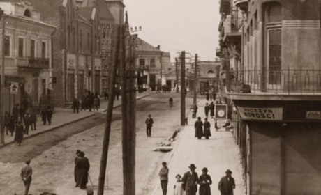 Чортківські ретросвітлини мають автора – єврейського письменника і фотографа Альтера Кацизне