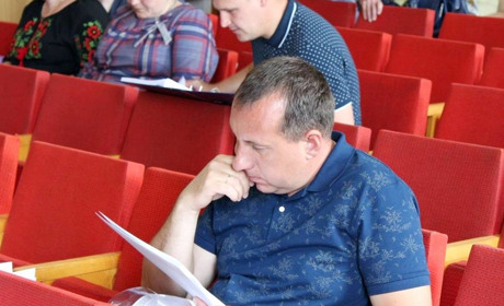 Сесія Менської районної ради. Про що звітуватиме голова? Наживо