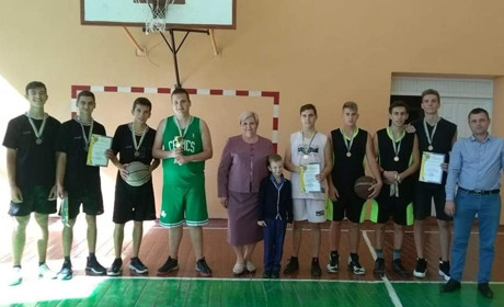 Хто виграв на турнірі з баскетболу, який відбувся в рамках святкування Дня міста