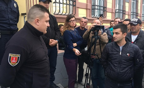 Вечерняя встреча: измаильчане беседовали с патрульной полицией (видео)