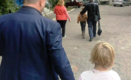  У Торецьку соцслужби вилучили одразу чотирьох  дітей з неблагополучних сімей