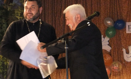 Подарунки на День села Шпендівки: 50 тисяч на будівництво храму та 3 тисячі - на велосипед фельдшеру