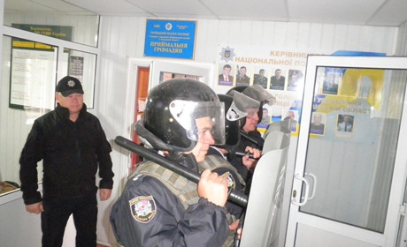 Троїцькі поліцейські пройшли перевірку на боєготовність та оперативність