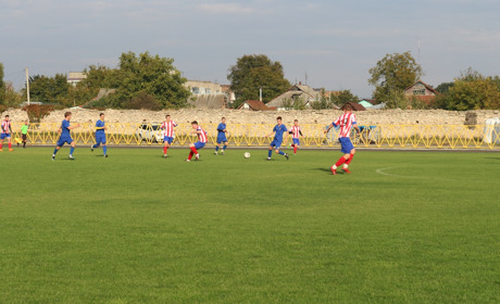 «Случ» переміг футбольний клуб «Іскра» з Теофіполя