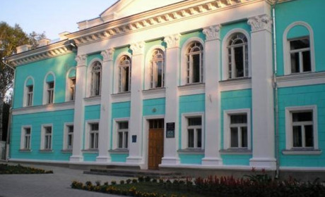 Читаємо: топ десять авторів, якими захоплюються білопільці