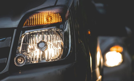 З 1 жовтня — водії увімкнуть світло фар аби уникнути аварії