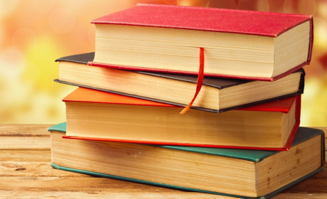 Відпочинок у приємній «компанії»: які книги читала редакція Кума City у вересні