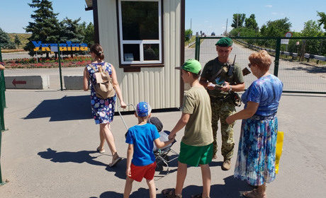 В кінці жовтня набуває чинності порядок перетинання лінії розмежування: що потрібно знати попаснянам