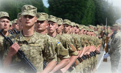 "Доброго дня. Вам - повістка": що ми знаємо про строкову службу?