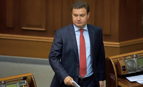 Перший місяць роботи у Раді: що зробив народний депутат Віктор Бондар і скільки за це отримав