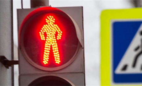 Блог: почему в Мелитополе заботятся о пешеходах, а в Геническе — нет