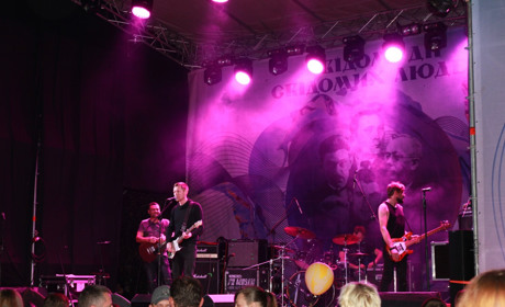 Драйвовий концерт від фестивалю «З країни в Україну» запалив торецьку публіку