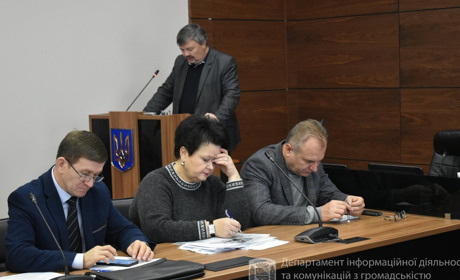 На апаратній нараді обговорювали стан підготовки до опалювального сезону
