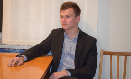 Про землю, конкурентів та роботу: інтерв'ю з новоградським слугою народу Дмитром Костюком