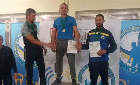 Всі переяславські гирьовики привезли з Києва нагороди