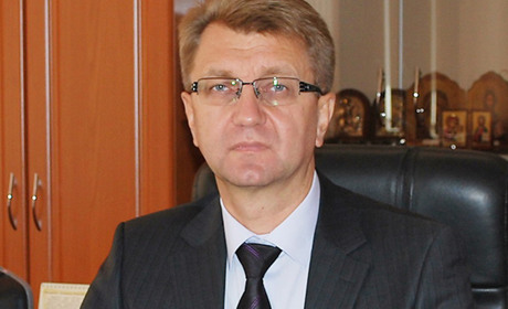 Коли відкриють басейн і зникнуть "автомати"? Мер міста відповів на питання читачів Золотоша.City