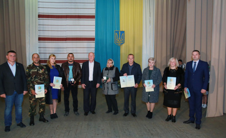 Як вітали і нагороджували жителів Кіцманщини з нагоди Дня захисника (фото)
