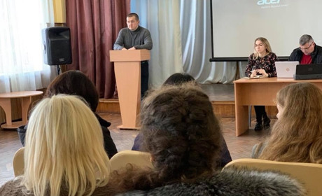 Троїчани розповіли представнику омбудсмена ВР про відсутність доріг і рейсових маршрутів між селами