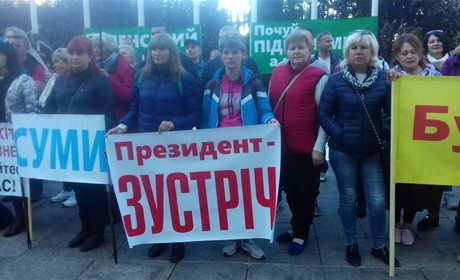 Законопроекти про касові апарати підписані, та білопільські підприємці з ними миритися не збираються